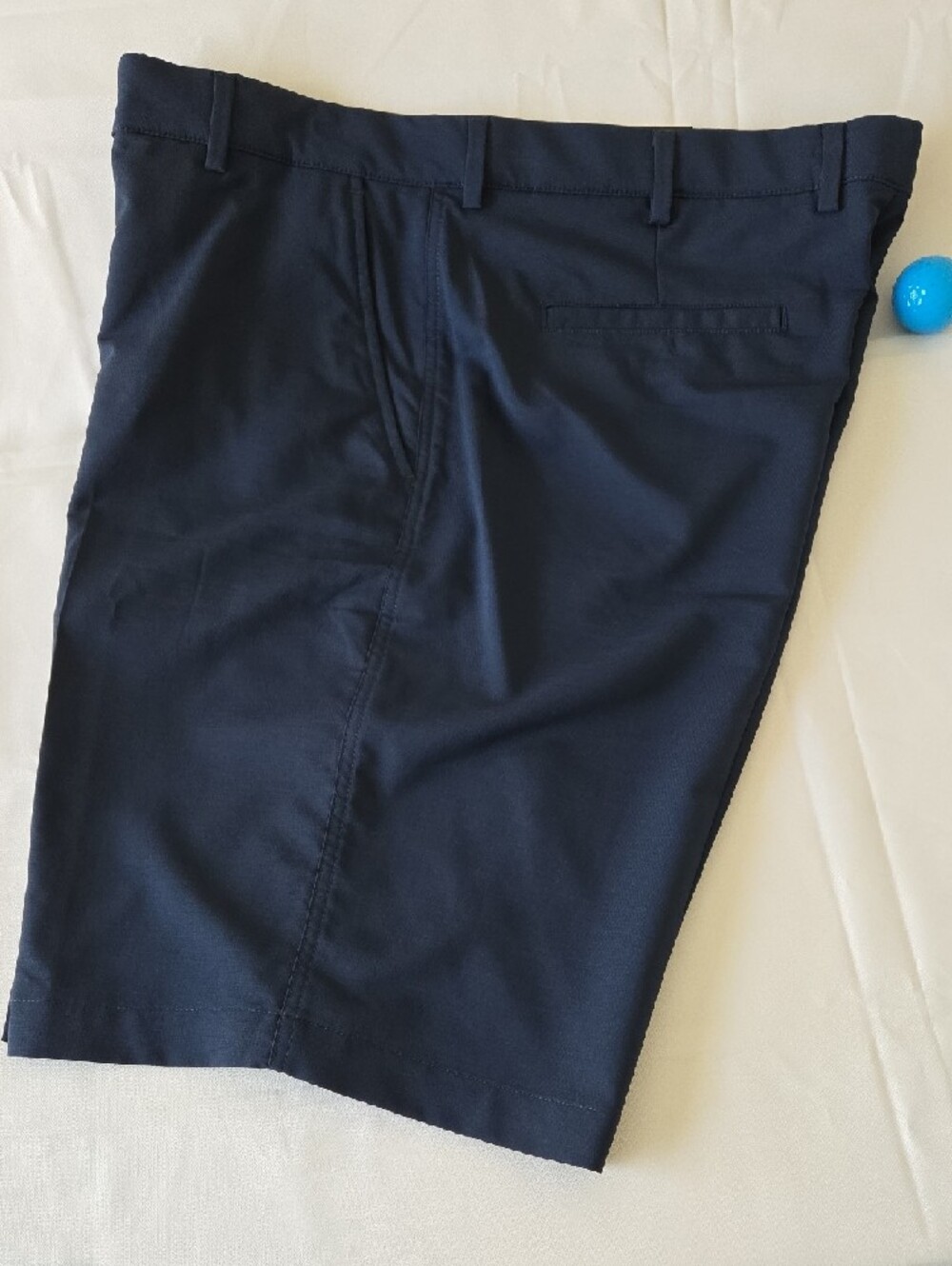 Greg Norman Navy Golf Shorts Stretch Moisture-Wicking Size 40 Flat Front NWT